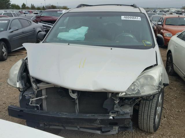 5TDZA23C94S202652 - 2004 TOYOTA SIENNA CE SILVER photo 7