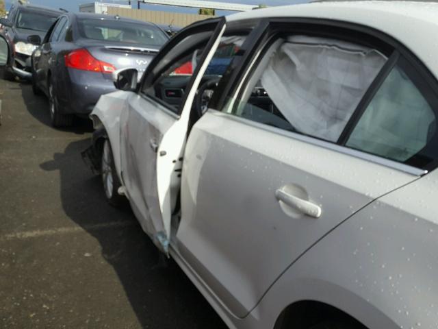 3VWLL7AJ5DM421927 - 2013 VOLKSWAGEN JETTA TDI WHITE photo 9