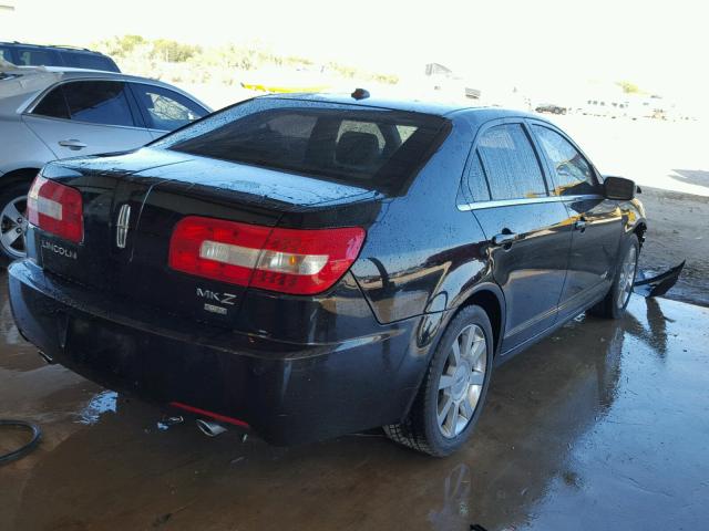 3LNHM28T28R644091 - 2008 LINCOLN MKZ BLACK photo 4