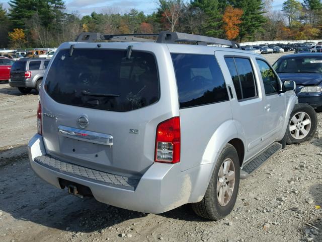 5N1AR18B18C612378 - 2008 NISSAN PATHFINDER SILVER photo 4