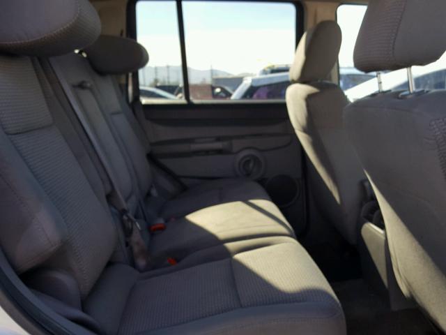 1J8HG48K67C598009 - 2007 JEEP COMMANDER SILVER photo 6