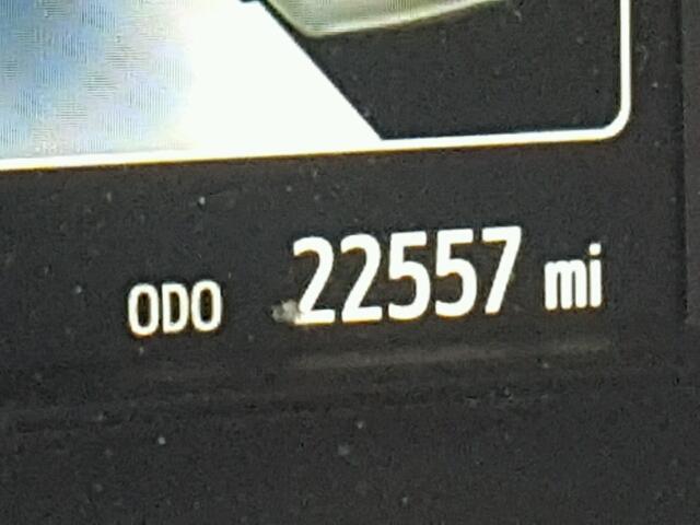 4T4BF1FK2GR531016 - 2016 TOYOTA CAMRY LE 白色 照片 8