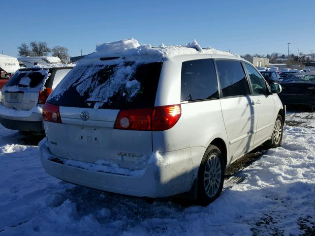 5TDDK4CC5AS029663 - 2010 TOYOTA SIENNA XLE WHITE photo 4