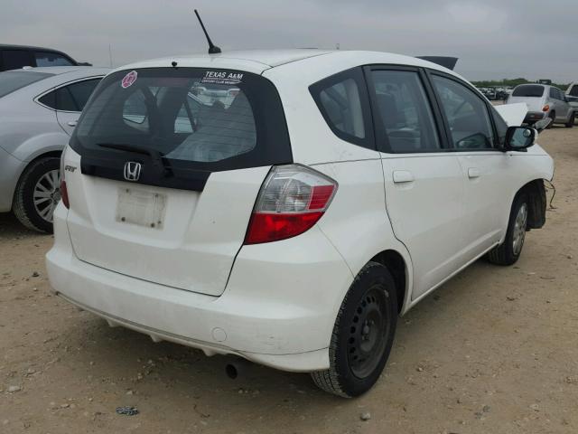 JHMGE8G37CS002883 - 2012 HONDA FIT WHITE photo 4