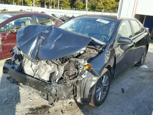 4T1BF1FK9FU947749 - 2015 TOYOTA CAMRY LE GRAY photo 2