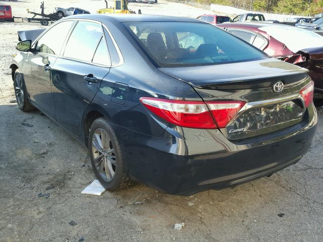 4T1BF1FK9FU947749 - 2015 TOYOTA CAMRY LE GRAY photo 3