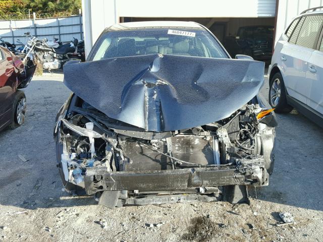 4T1BF1FK9FU947749 - 2015 TOYOTA CAMRY LE GRAY photo 9