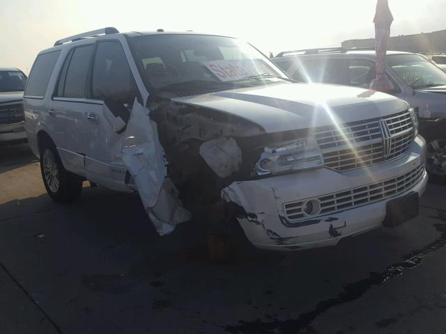 5LMJJ2H55BEJ00378 - 2011 LINCOLN NAVIGATOR 白色 照片 1