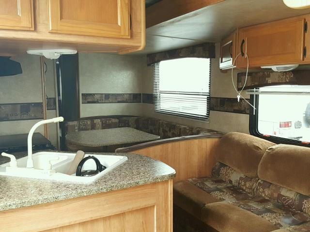 4YDT31B27A1530709 - 2010 KEYSTONE SPRINTER WHITE photo 5