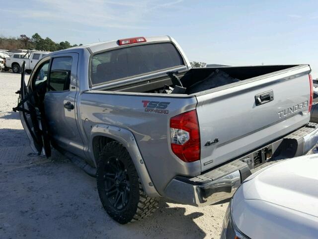 5TFDW5F19HX586620 - 2017 TOYOTA TUNDRA CRE SILVER photo 3