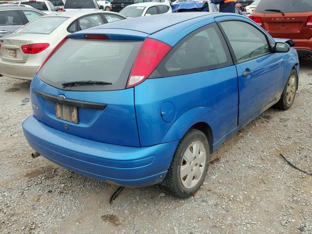 1FAHP31N07W142145 - 2007 FORD FOCUS ZX3 BLUE photo 4