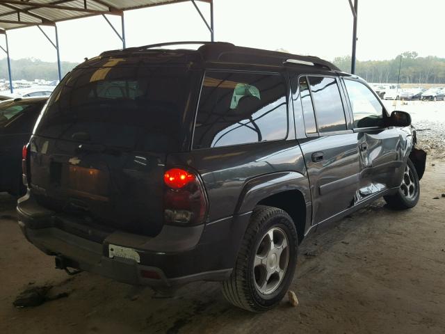 1GNES16SX56112248 - 2005 CHEVROLET TRAILBLAZE GRAY photo 4