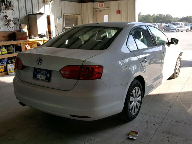3VW2K7AJ0EM433600 - 2014 VOLKSWAGEN JETTA BASE WHITE photo 4