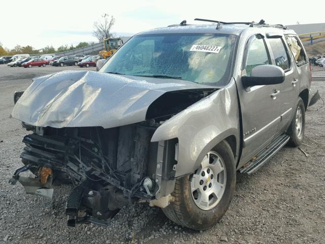 1GNFK13067J149157 - 2007 CHEVROLET TAHOE K150 GRAY photo 2