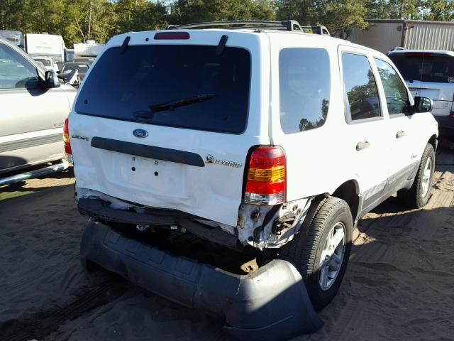 1FMYU96H56KC63697 - 2006 FORD ESCAPE WHITE photo 4