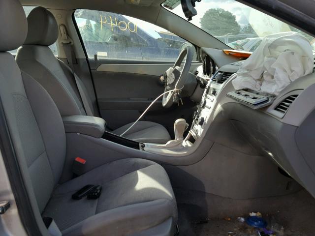 1G1ZB5E14BF242993 - 2011 CHEVROLET MALIBU LS Gümüş foto 5