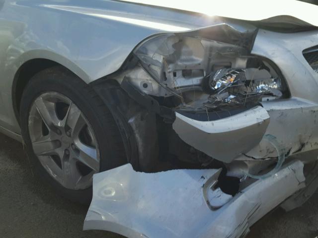 1G1ZB5E14BF242993 - 2011 CHEVROLET MALIBU LS Gümüş foto 9