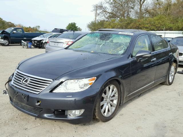 JTHDL5EF5A5001747 - 2010 LEXUS LS 460L GRAY photo 2