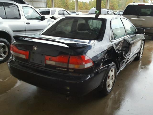 1HGCG16532A001322 - 2002 HONDA ACCORD EX BLACK photo 4