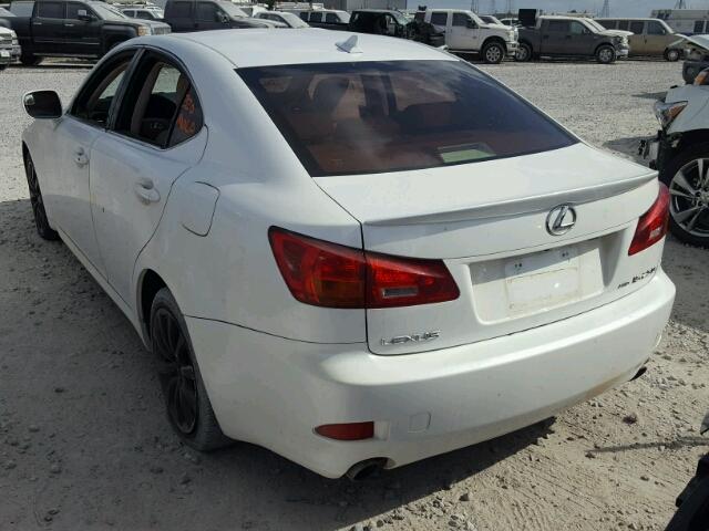 JTHCK262475008139 - 2007 LEXUS IS 250 WHITE photo 3