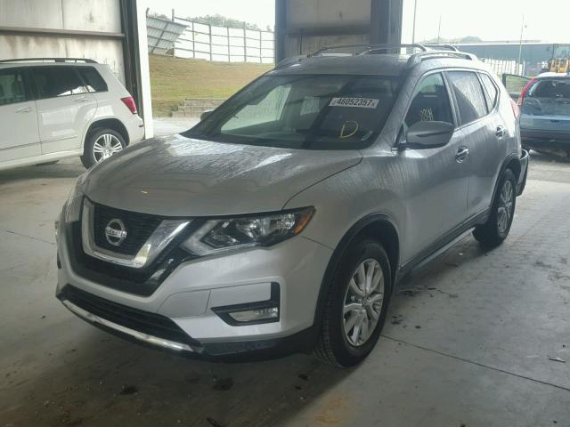 JN8AT2MT8HW391679 - 2017 NISSAN ROGUE S SILVER photo 2