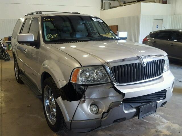 5LMFU27R54LJ36331 - 2004 LINCOLN NAVIGATOR SILVER photo 1