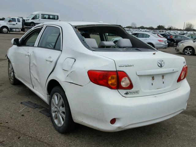 1NXBU40EX9Z024999 - 2009 TOYOTA COROLLA WHITE photo 3