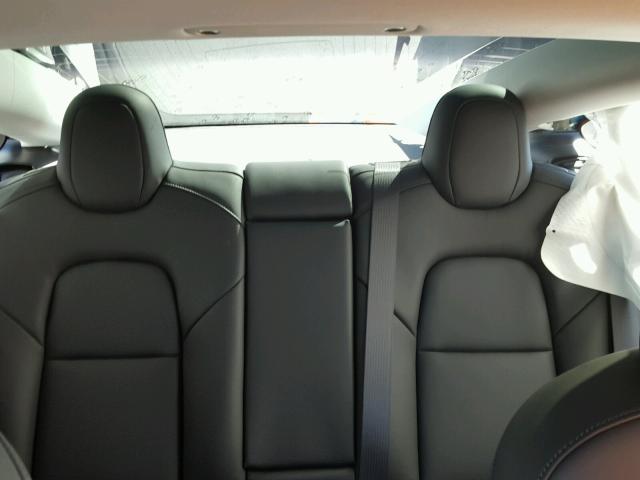 5YJ3E1EA4JF076703 - 2018 TESLA MODEL 3 أزرق صورة 6