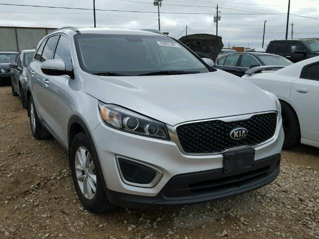 5XYPGDA33GG110104 - 2016 KIA SORENTO LX SILVER photo 1