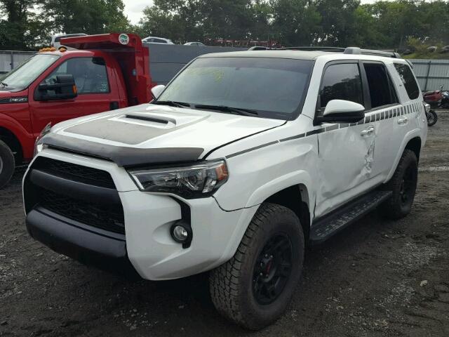 JTEBU5JR9G5292263 - 2016 TOYOTA 4RUNNER SR TWO TONE photo 2