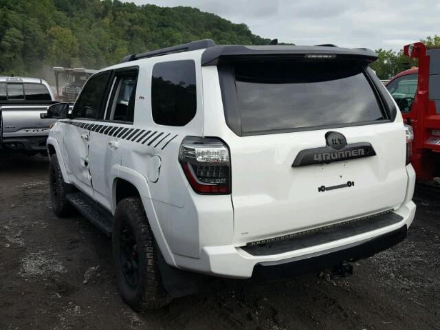 JTEBU5JR9G5292263 - 2016 TOYOTA 4RUNNER SR TWO TONE photo 3