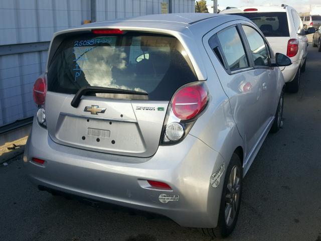 KL8CK6S00EC549364 - 2014 CHEVROLET SPARK EV 1 SILVER photo 4