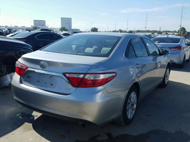 4T4BF1FK9GR558990 - 2016 TOYOTA CAMRY LE SILVER photo 4