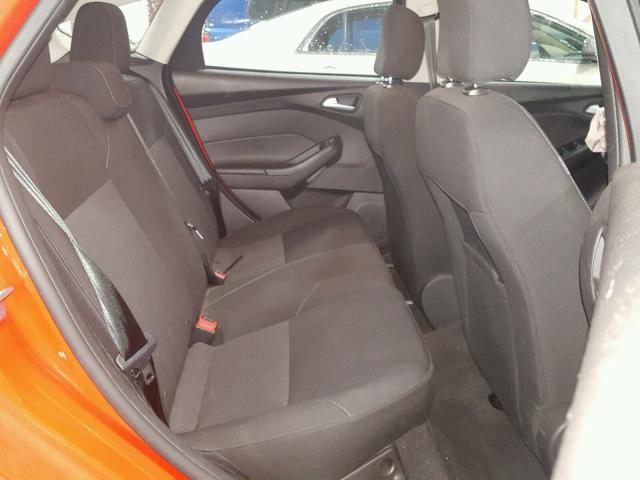 1FADP3K25FL287006 - 2015 FORD FOCUS SE RED photo 6