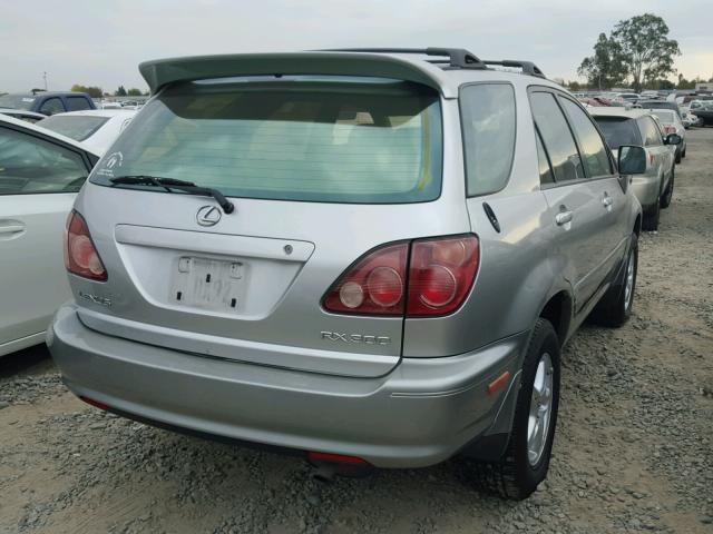 JT6GF10U4Y0065409 - 2000 LEXUS RX 300 SILVER photo 4