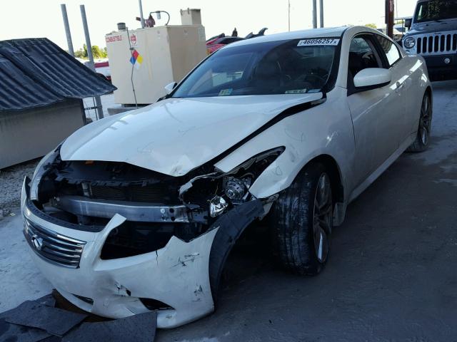 JNKCV64E18M112848 - 2008 INFINITI G37 BASE WHITE photo 2