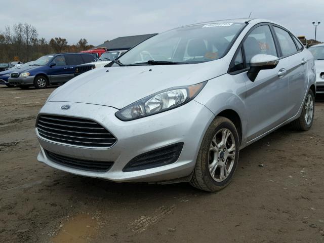 3FADP4BJ7EM211135 - 2014 FORD FIESTA SE SILVER photo 2