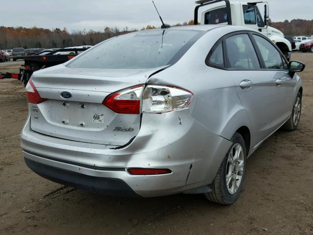 3FADP4BJ7EM211135 - 2014 FORD FIESTA SE SILVER photo 4