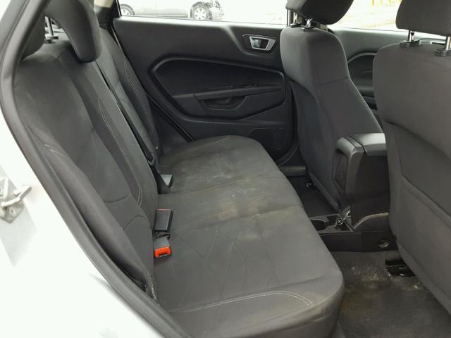 3FADP4BJ7EM211135 - 2014 FORD FIESTA SE SILVER photo 6