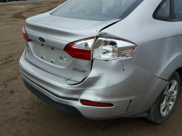 3FADP4BJ7EM211135 - 2014 FORD FIESTA SE SILVER photo 9