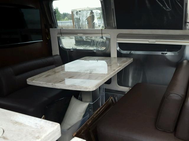 1STJBYP2XHJ540046 - 2017 AIRS TRAILER SILVER photo 8