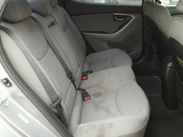 KMHDH4AE7DU565755 - 2013 HYUNDAI ELANTRA GL GRAY photo 6