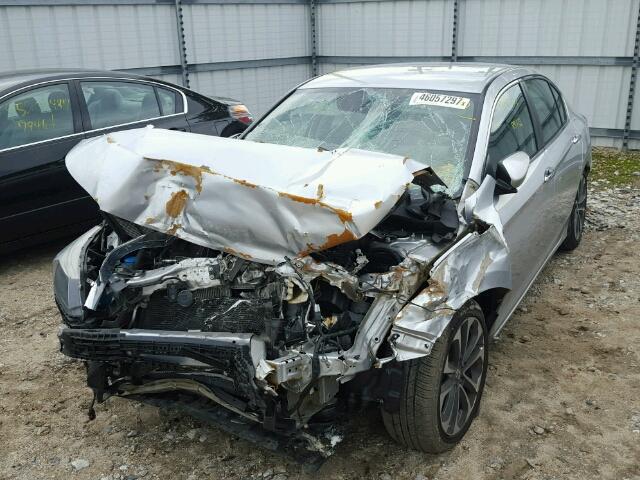 1HGCR2F55FA087092 - 2015 HONDA ACCORD SPO SILVER photo 2