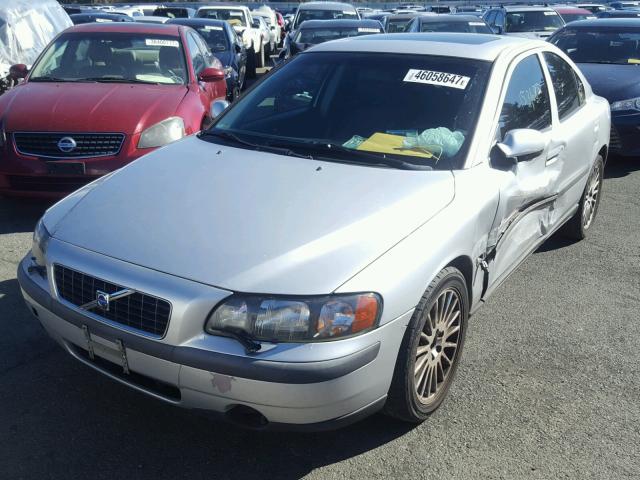 YV1RS58DX12081112 - 2001 VOLVO S60 SILVER photo 2