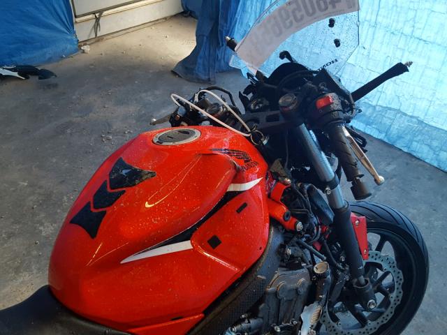 MLHRC7408J5400262 - 2018 HONDA CBR650 F RED photo 5