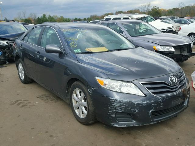 4T4BF3EK4BR137992 - 2011 TOYOTA CAMRY BASE GRAY photo 1