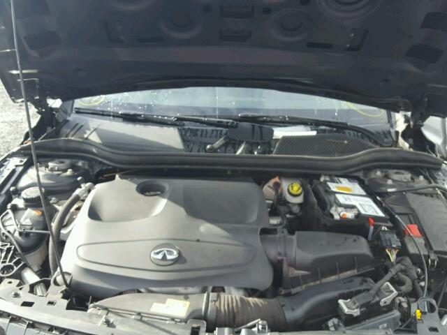 SJKCH5CR8HA032887 - 2017 INFINITI QX30 BASE GRAY photo 7