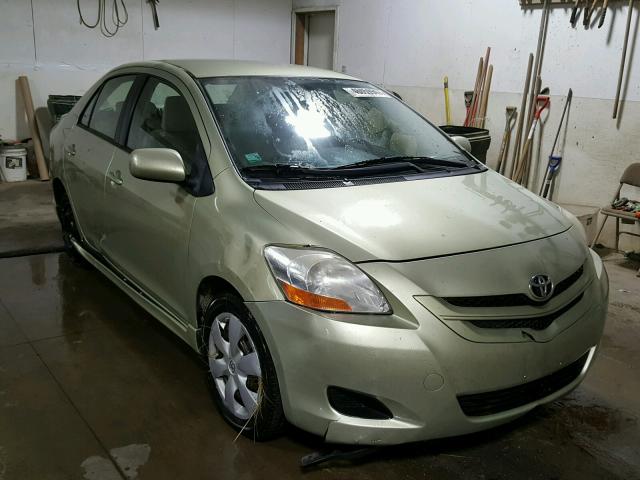 JTDBT923771005180 - 2007 TOYOTA YARIS GREEN photo 1