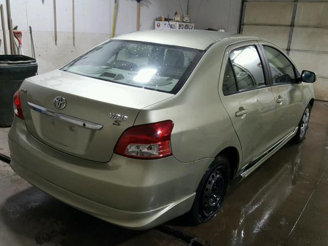 JTDBT923771005180 - 2007 TOYOTA YARIS GREEN photo 4