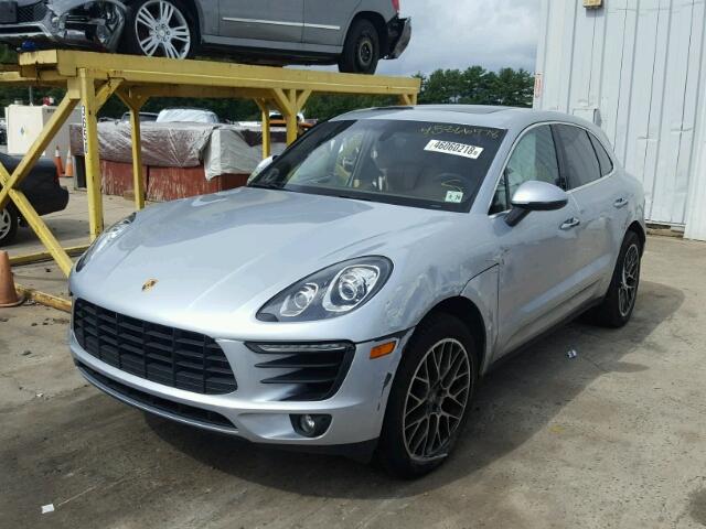 WP1AB2A56GLB47368 - 2016 PORSCHE MACAN S SILVER photo 2